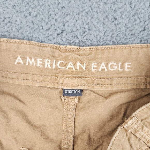 American Eagle Midi Shorts Womens 6 Khaki Tan Stretch Twill Raw Hem Boyfriend - Picture 9 of 12